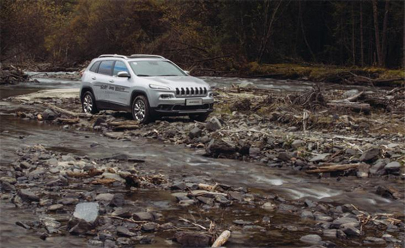 拳怕少壮，国产Jeep自由光或也叹途观老矣3